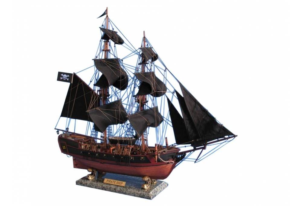 Caribbean Pirate Ship Model for Decoration