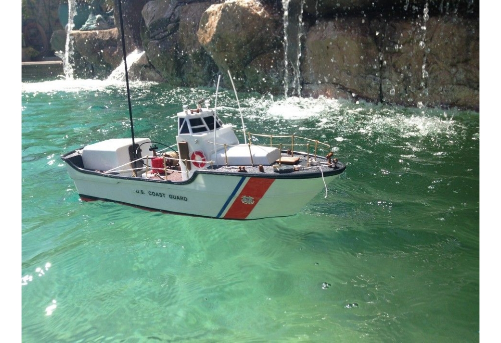 remote-control-uscg-motor-lifeboat