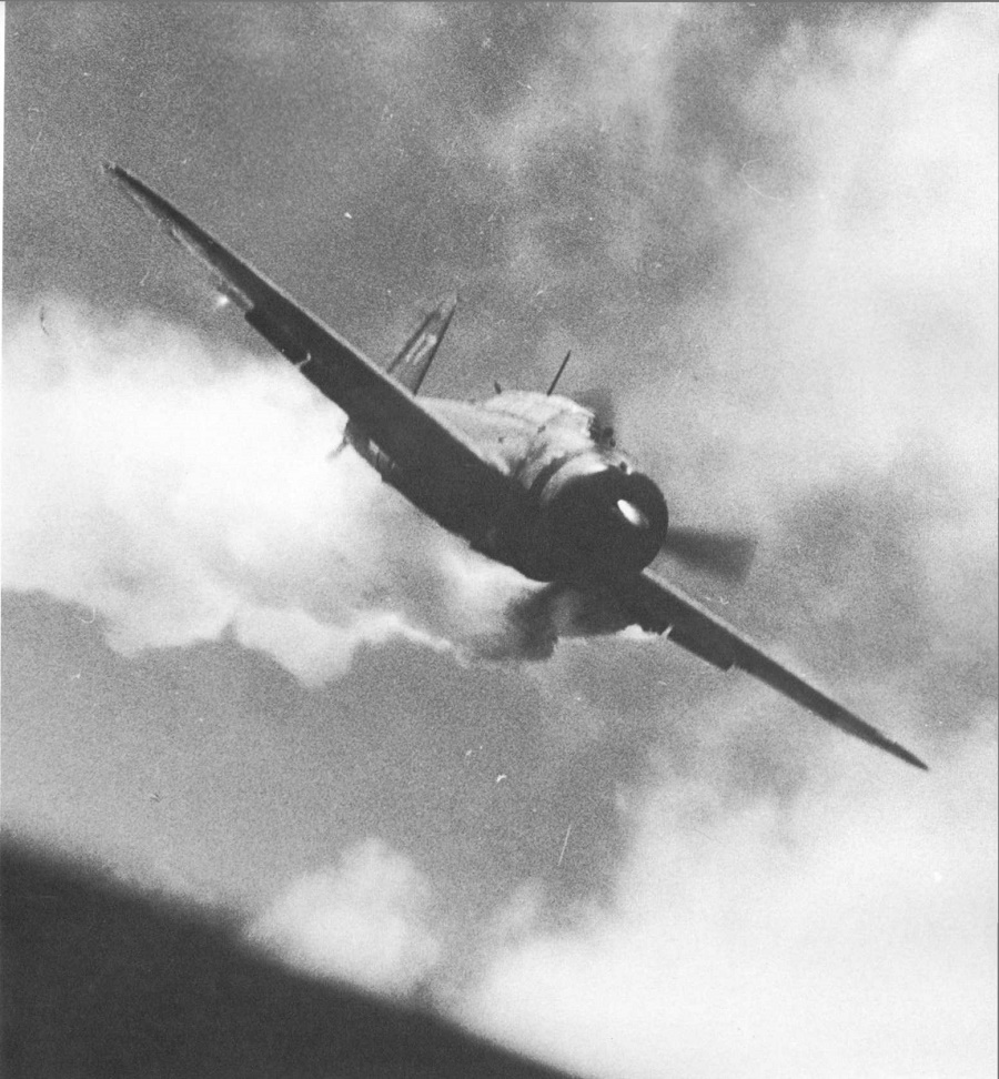 close-up-of-japanese-kamikaze-just-before-he-crashed-on-uss-essex-november-25-1944-photographed-by-lt-comdr-earl-colgrove-usnr