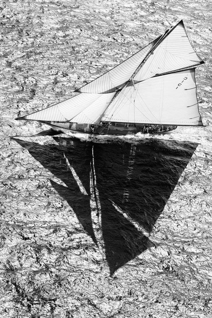 sailboat black and white