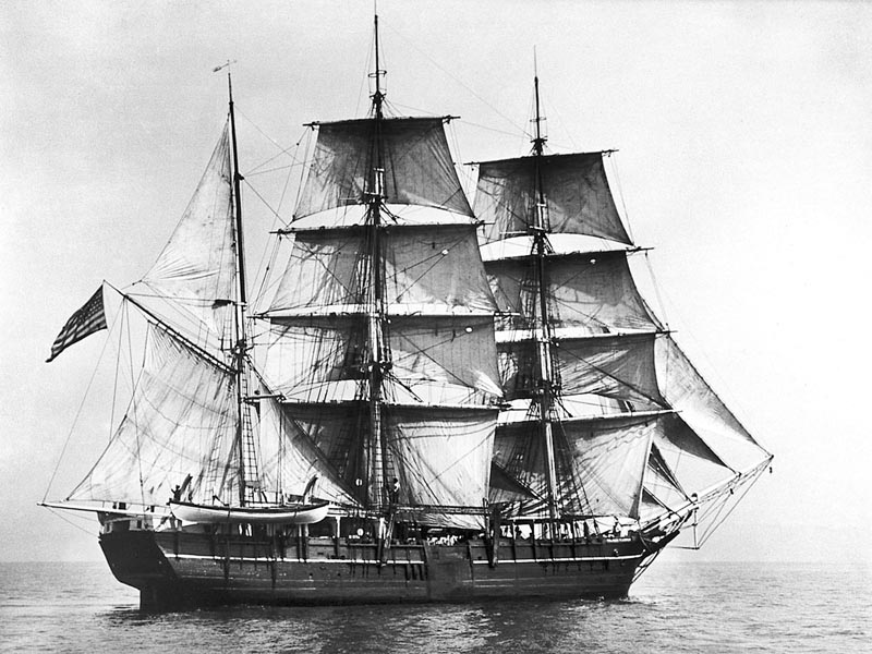 Charles W. Morgan under sails