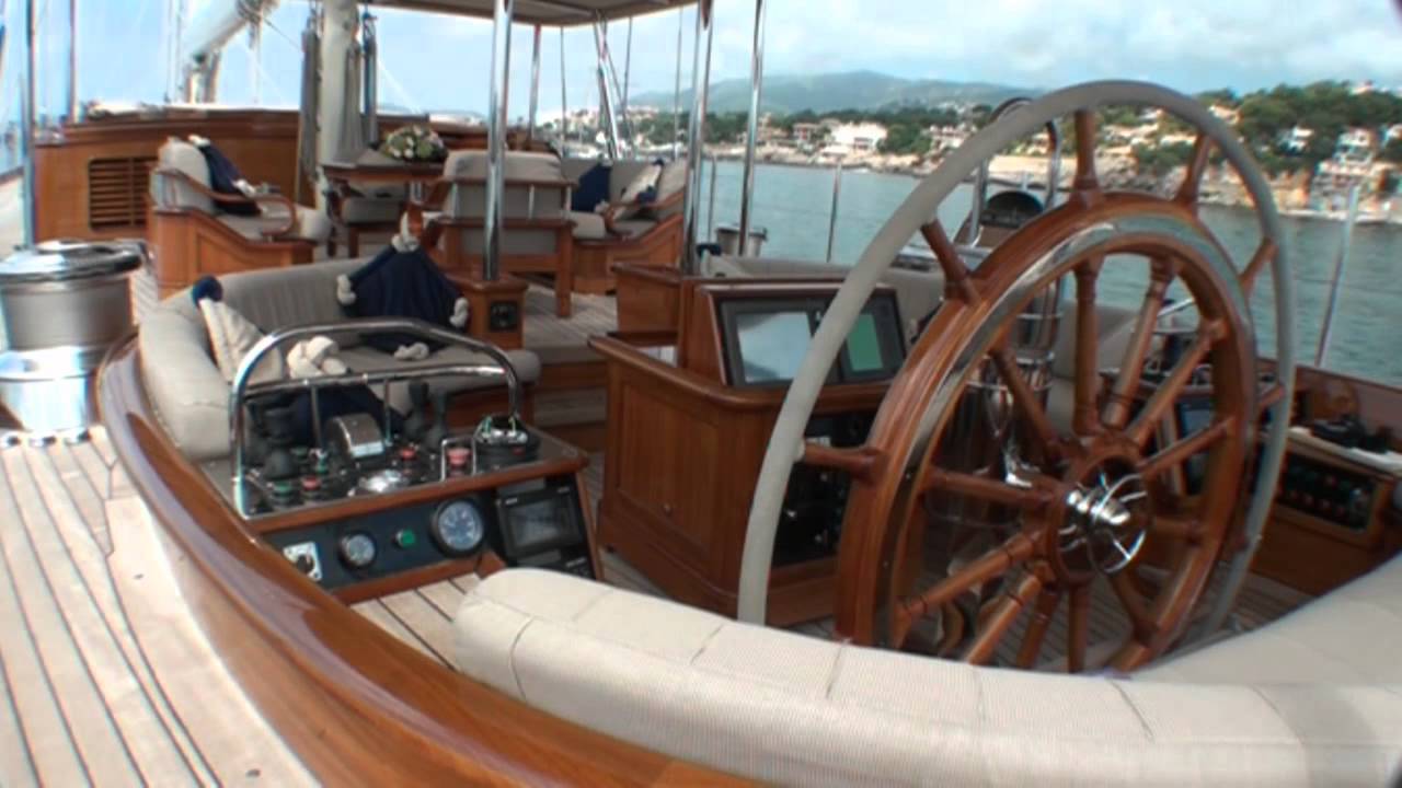 Luxury Sailing Yacht SY Huckleberry